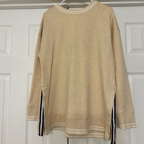 Vineyard Vines - Sweater - cream, white and navy - size large - Picture 1 of 3